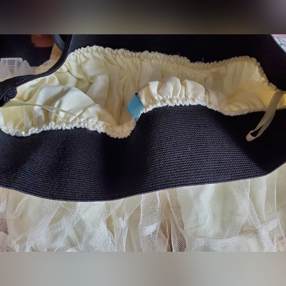 Pronto elastic waistband Mini skirt, soft layered mesh and lace size Medium - Picture 3 of 4